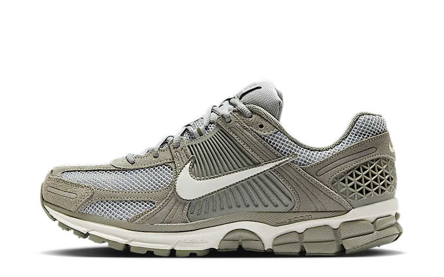 Nike Zoom Vomero 5 Dark Stucco: confort întunecat și amortizare superioară
