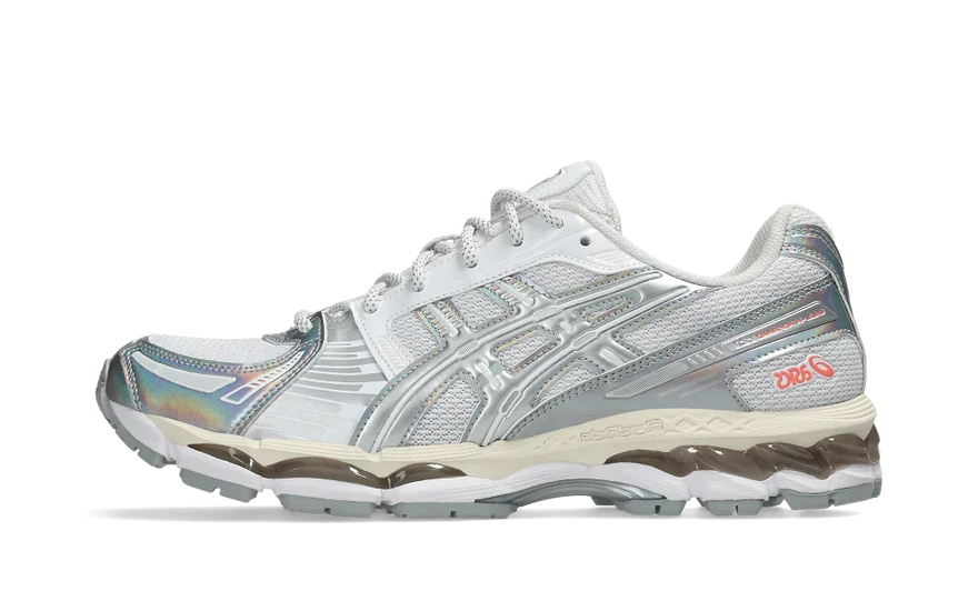 ASICS Gel-Kayano 12.1 Holiday Pack White Pure Silver: la silueta plateada que domina la temporada