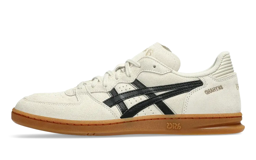 ASICS Skyhand OG Oatmeal Black: the retro sneaker you need