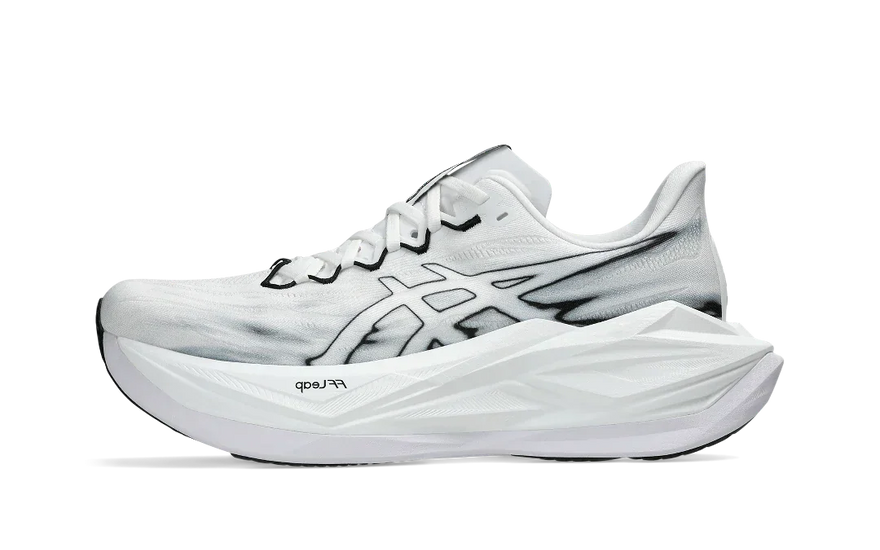 ASICS Superblast 3 White Black: Amortiguación suprema para cada kilómetro