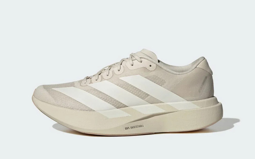 Adidas Adizero Evo SL Alumina Warm Sandstone: la zapatilla rápida que también funciona como sneaker de calle