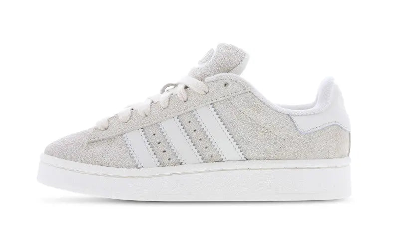 Adidas Campus 00s Chalk White: la zapatilla vintage imprescindible