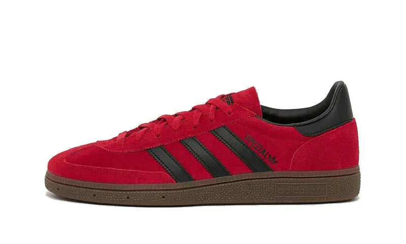 Adidas Handbal Spezial Beter Scharlakenrood: de retro rode schoen die iedereen wil