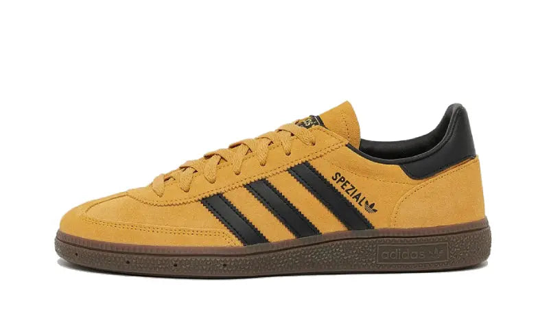 Adidas Handball Spezial Crew Gul: Uundværlig retro gul sweater til dit gadebeklædning