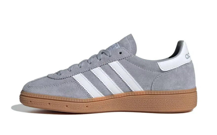 Adidas Handball Spezial Halo Silver Cloud White Gum — Ρετρό παπούτσια με στυλ και κράτημα