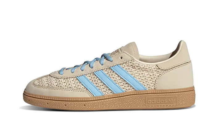 Adidas Handball Spezial Sand Strata Clear Sky — Vintage leren schoenen met stedelijke stijl
