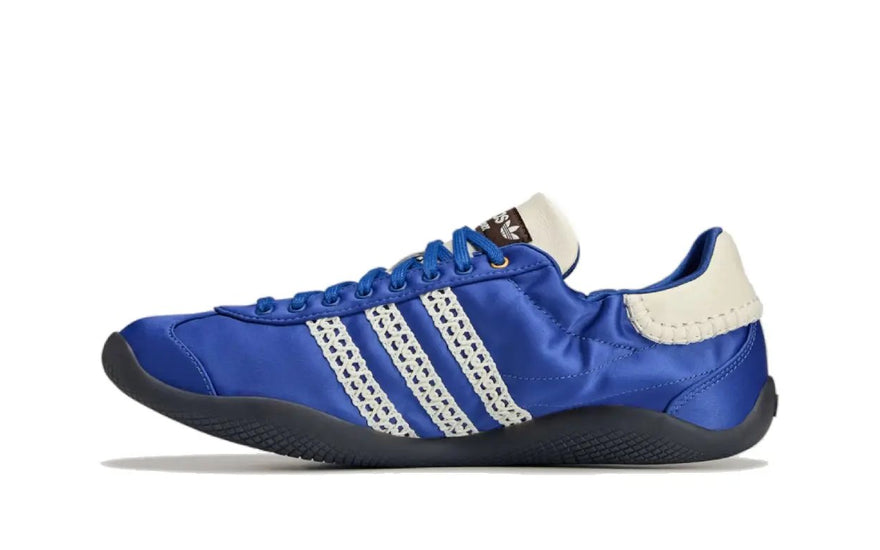 Adidas Karintha Wales Bonner Royal Blue : la chaussure de sport bleue qui redéfinit la mode urbaine
