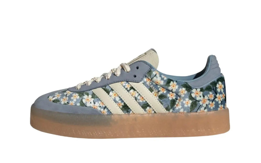 Adidas Sambae Liberty London Vyšívané květinové modro-krémovo-bílé (D) — Tenisky s květinovou výšivkou, které promění tvůj vzhled