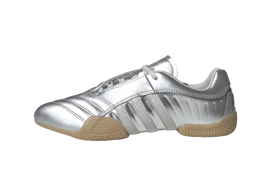 Adidas Taekwondo Mei Elite Silver Metallic Grey (Women's): la slip-on plateada que domina el 2026
