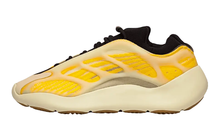 Adidas Yeezy Boost 700 V3 Mono Safflower: Scarpe Gialle con Ammortizzazione Boost e Stile Cittadino