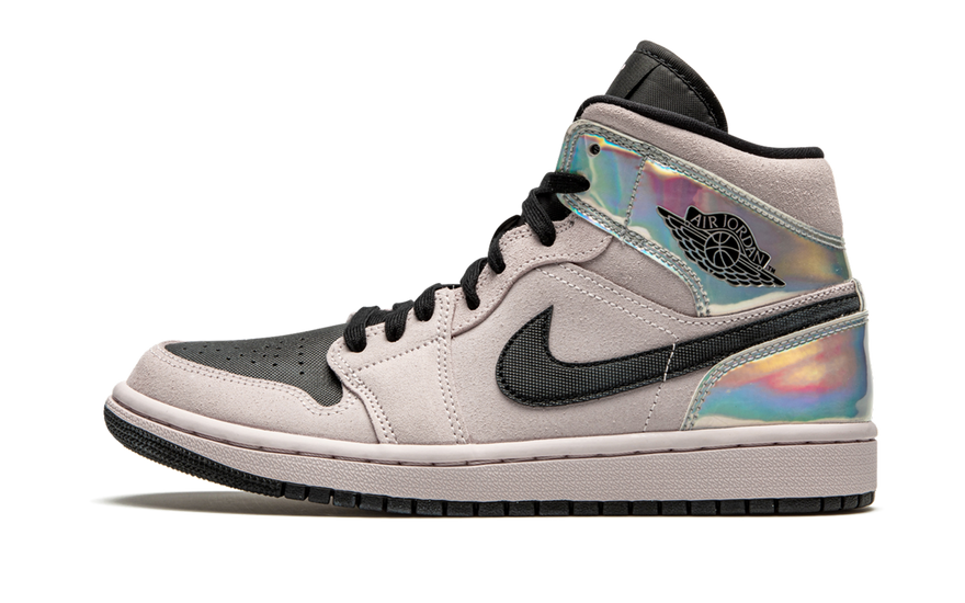 Air Jordan 1 Mid Dirty Powder Iridescent: la AJ1 rosa con talón tornasolado que todo el mundo busca