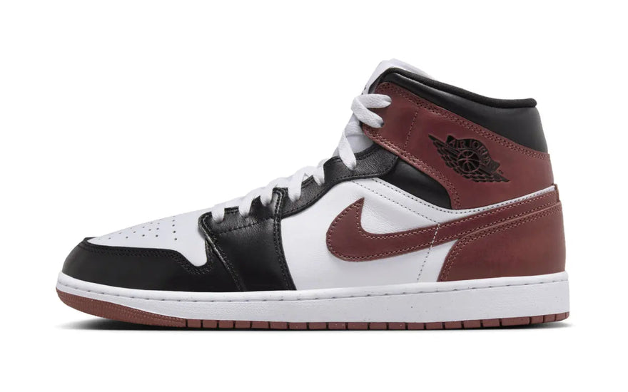 Air Jordan 1 Mid SE Dark Pony: Elegancia urbana con alma retro