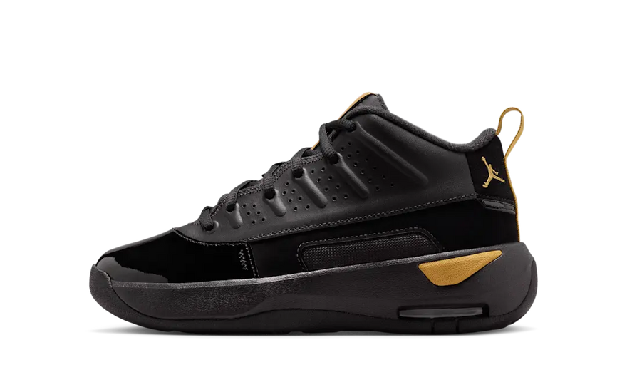 Air Jordan Max Aura 7 Black Metallic Gold: Stadtikone mit goldenem Akzent