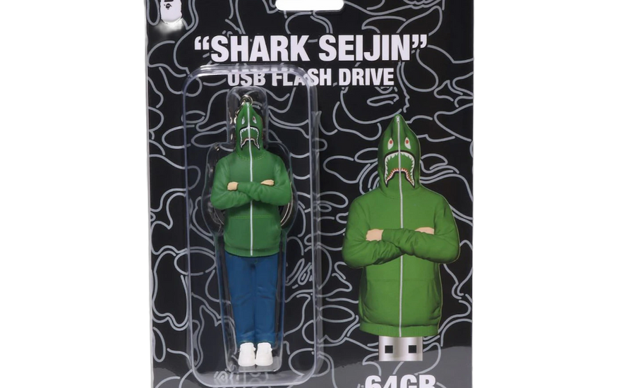 BAPE A Bathing Ape Shark Seijin 64 GB USB Flash Drive Green: El Pendrive Coleccionable Que Todo Fan del Streetwear Necesita