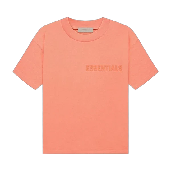 Fear of God Essentials T-shirt FW22 Coral Red (Oversized): la camiseta que rompe el minimalismo con color