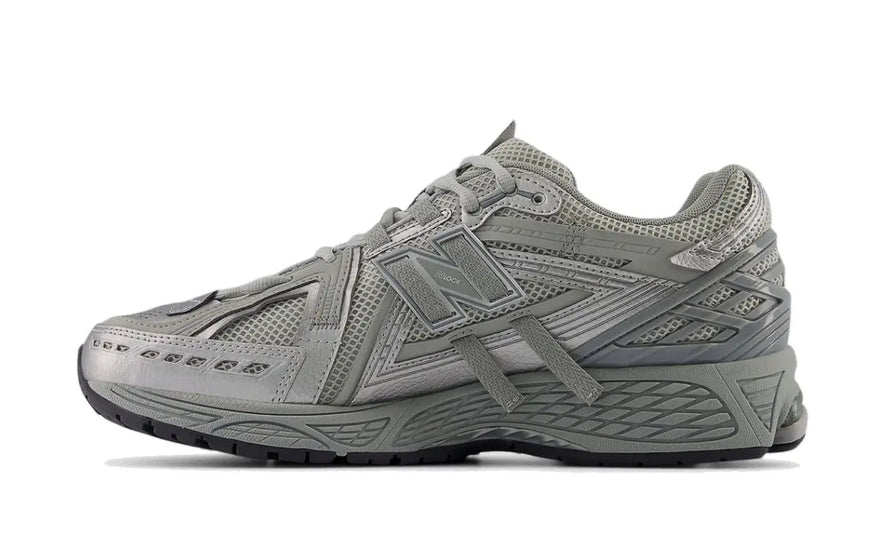 New Balance 1906A Grey: la zapatilla gris versátil con amortiguación ligera