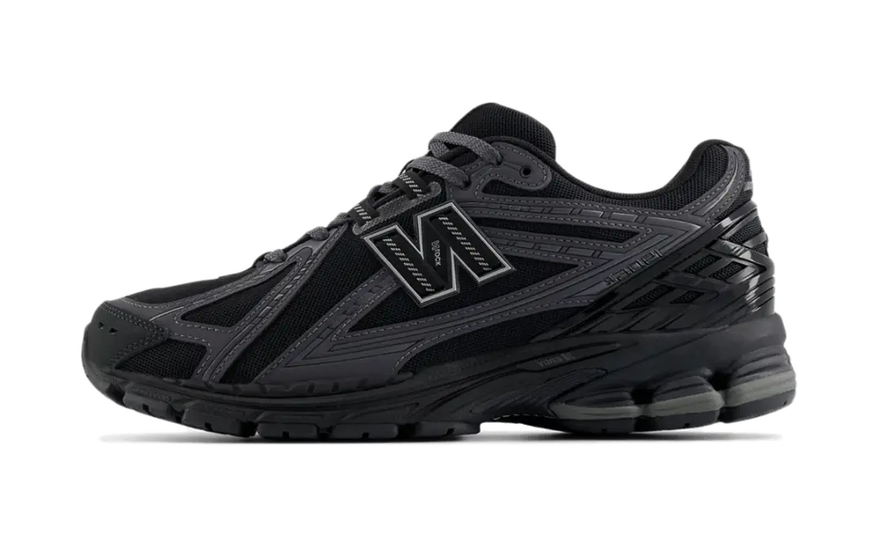 New Balance 1906R Black Phantom: Zwarte sportschoenen met stijl en uiterst comfort