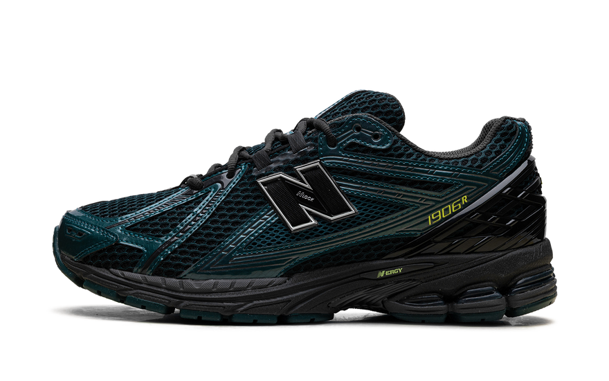 New Balance 1906R Medusa Green Black: la silueta urbana que impone estilo