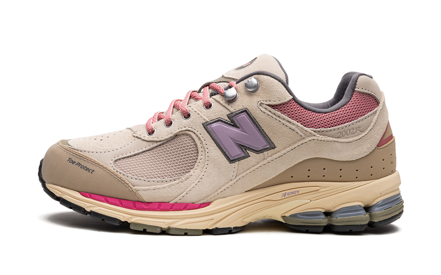 New Balance 2002R Hiking Pack Beige: la 2002R más outdoor que vas a querer en tu rotación