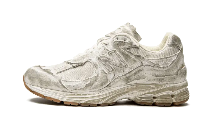 New Balance 2002R Protection Pack Distressed: estilo urbano y confort contemporáneo