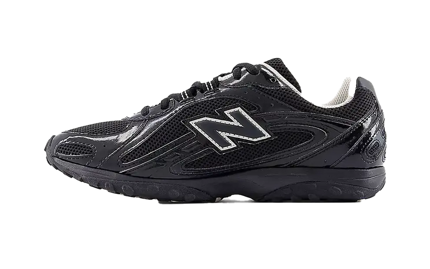 New Balance 204L Black Timberwolf — Zapatillas negras con estilo y confort urbano