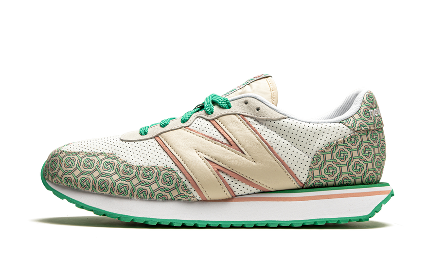 New Balance 237 Casablanca: la sneaker retro que sigue mandando en el street style