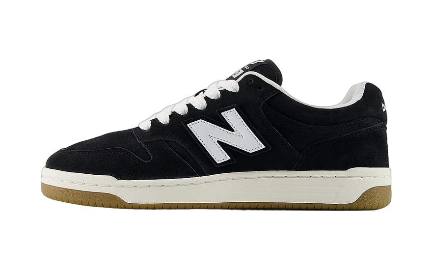 New Balance 480 Black White Gum: la primera zapatilla de baloncesto de New Balance vuelve con suela gum