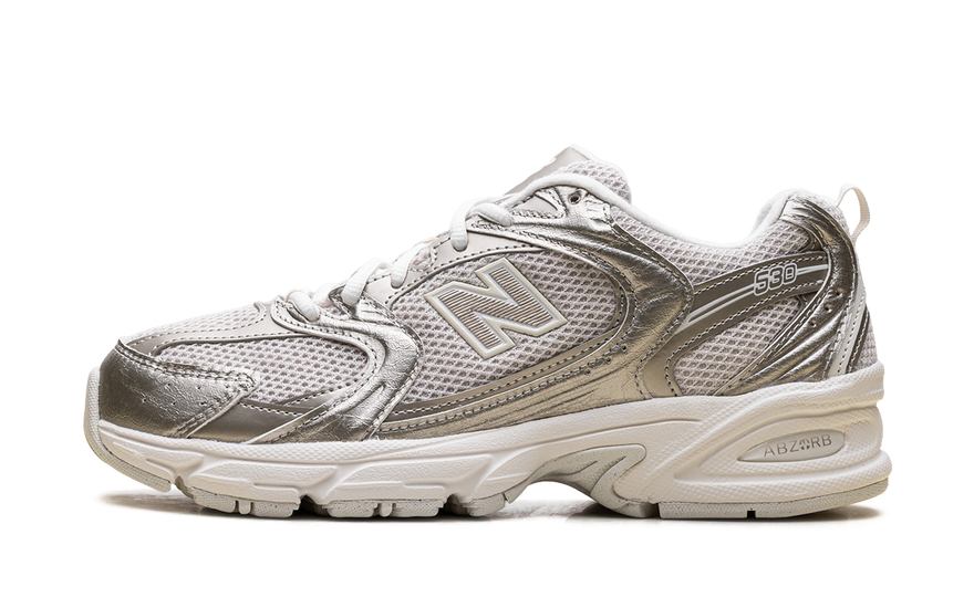 New Balance 530 Gold Metalic Linen: el dorado Y2K que se lleva en 2026