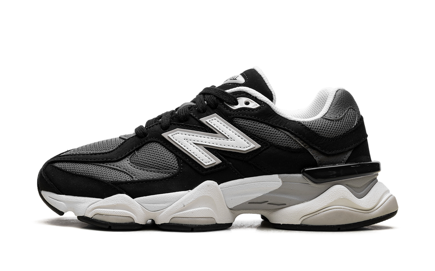 New Balance 9060 Black Tornado — Estilo urbano retro con amortiguacion moderna