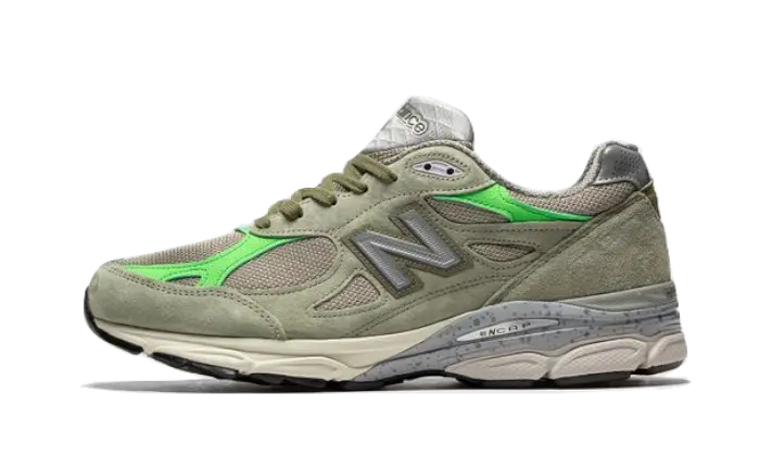 New Balance 990 V3 Patta Trzymaj swoją rodzinę blisko — Buty sportowe łączące styl i wygodę