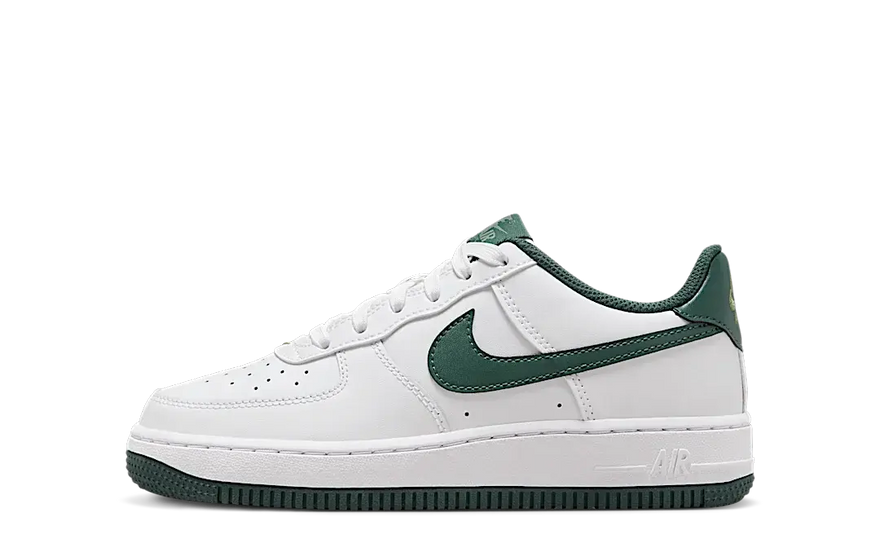 Nike Air Force 1 Low Wit Vintage Groen: de klassieke witte met een vleugje ouderwets die je nodig hebt