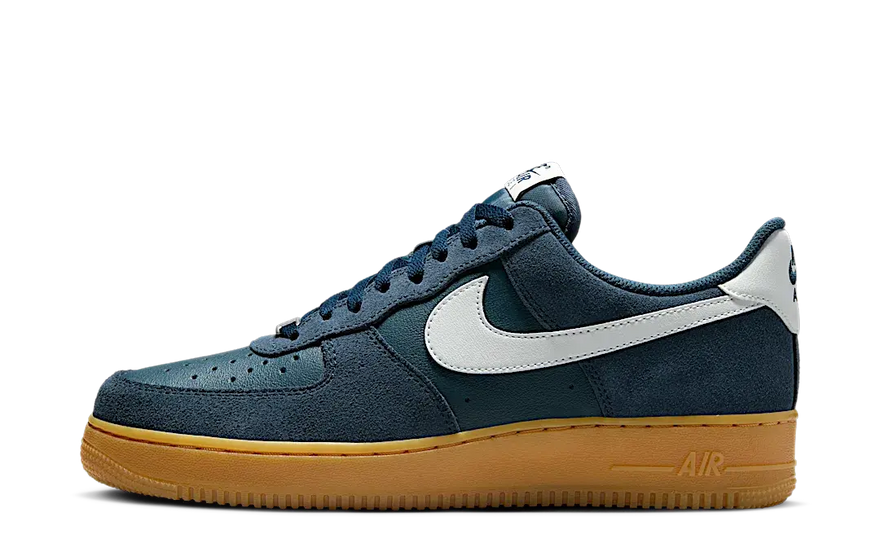 Nike Air Force 1 Low '07 LV8 Armory Navy Gum: la AF1 que necesitas ahora