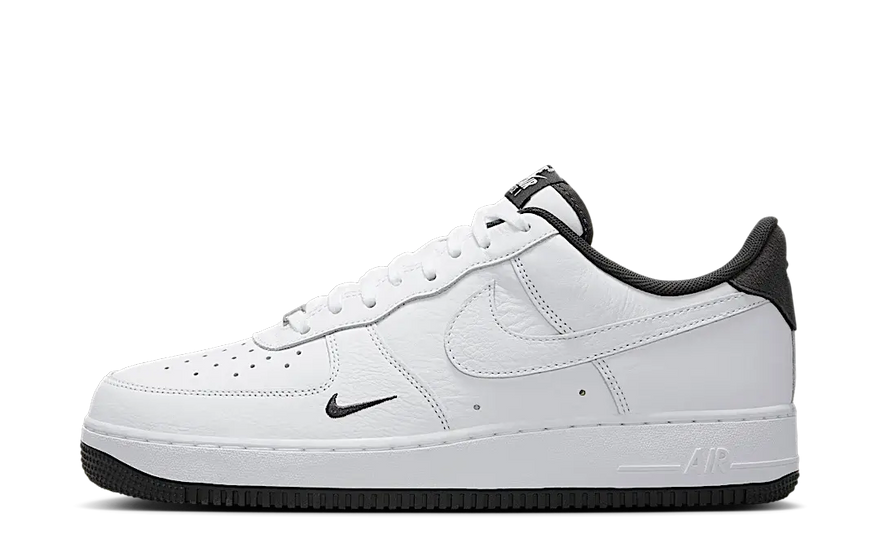 Nike Air Force 1 Low '07 White Anthracite Mini Swoosh: la clàssica baixa reinventada