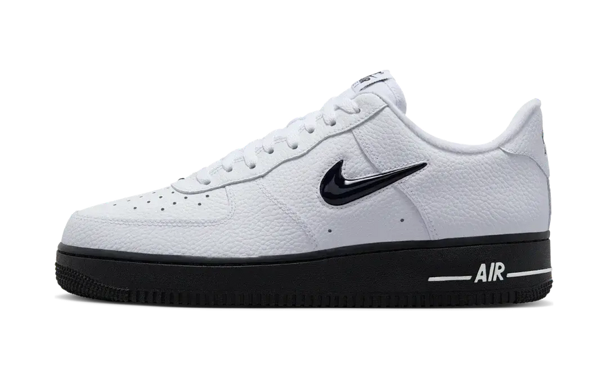 Nike Air Force 1 '07 Low Jewel White Black: el AF1 reinventado que necesitas