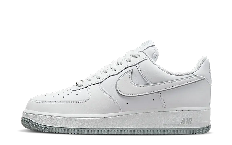 Nike Air Force 1 '07 Low White Wolf Grey Sole: o branco clássico que renova o teu estilo