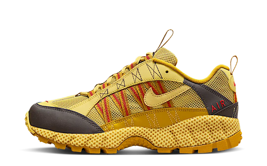 Nike Air Humara Buff Gold: la trail sneaker dorada que transforma tu look urbano