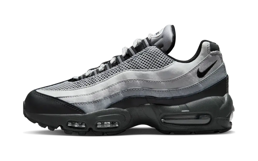 Nike Air Max 95 LX Reflective Safari: estilo urbano con brillo premium
