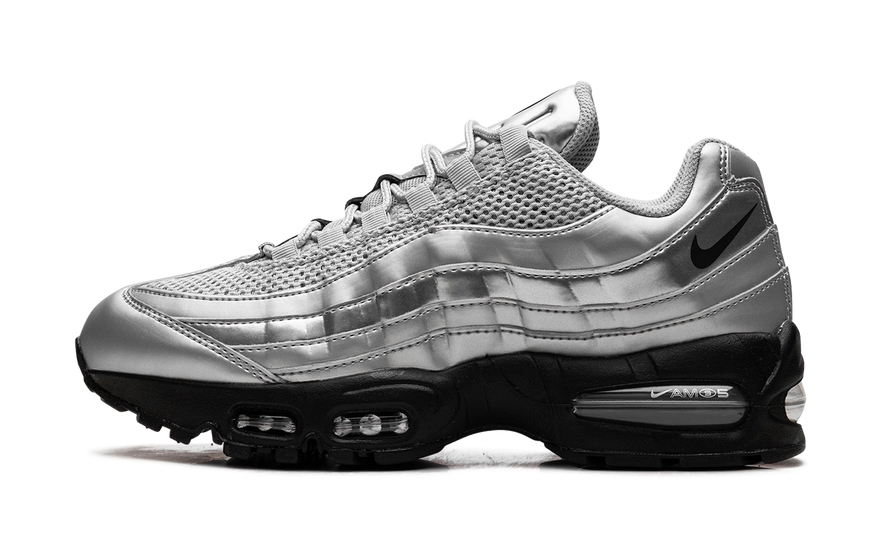 Nike Air Max 95 SE Big Bubble Total 90 Metallic Silver: el AM95 más futbolero de 2026