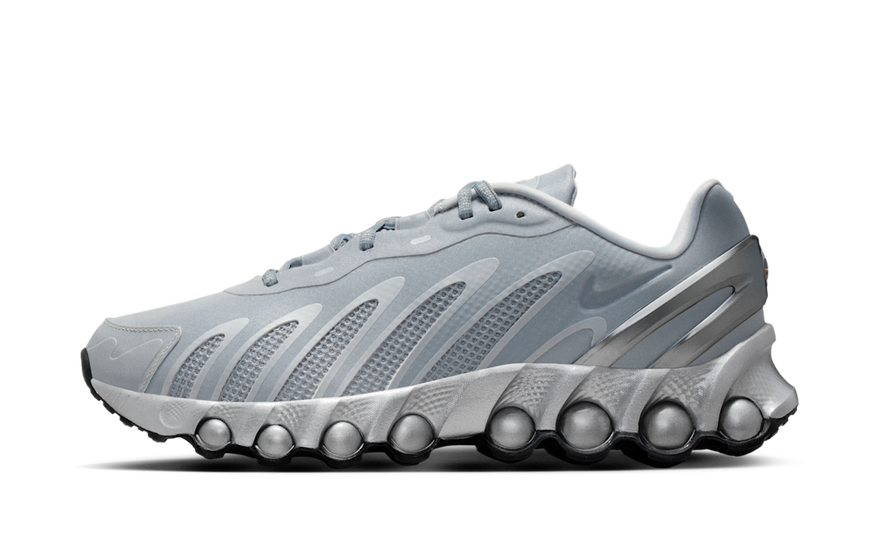 Nike Air Max Dn8 Metallic Silver Black: urban style and visible cushioning