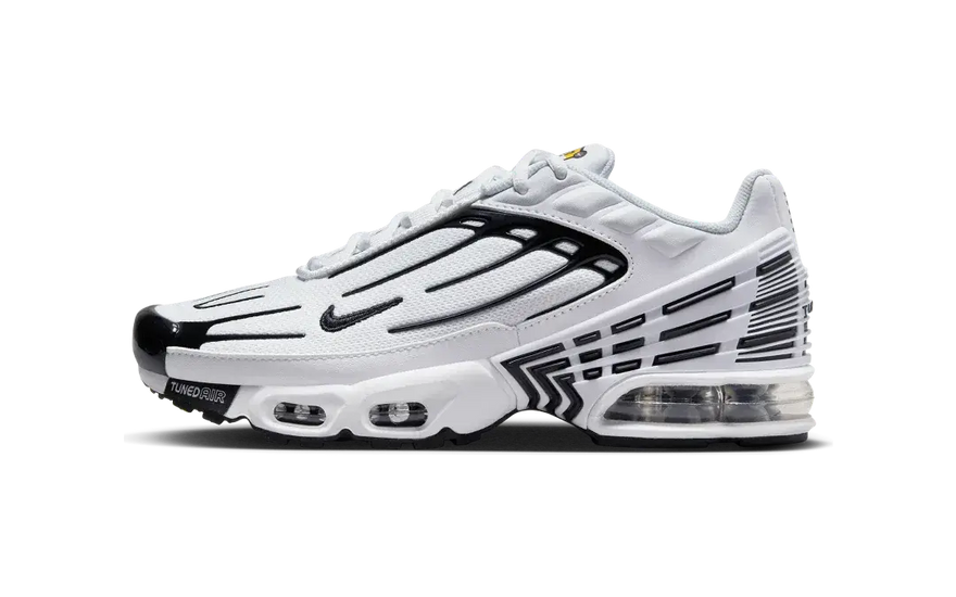 Nike Air Max Plus 3 White Black: minimalismo urbano e ammortizzazione per tutto il giorno
