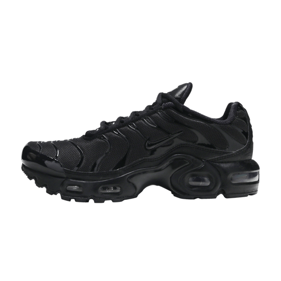 Nike Air Max Plus Triple Black (GS): el TN negro que nunca falla (guía de tallaje, opiniones y looks)