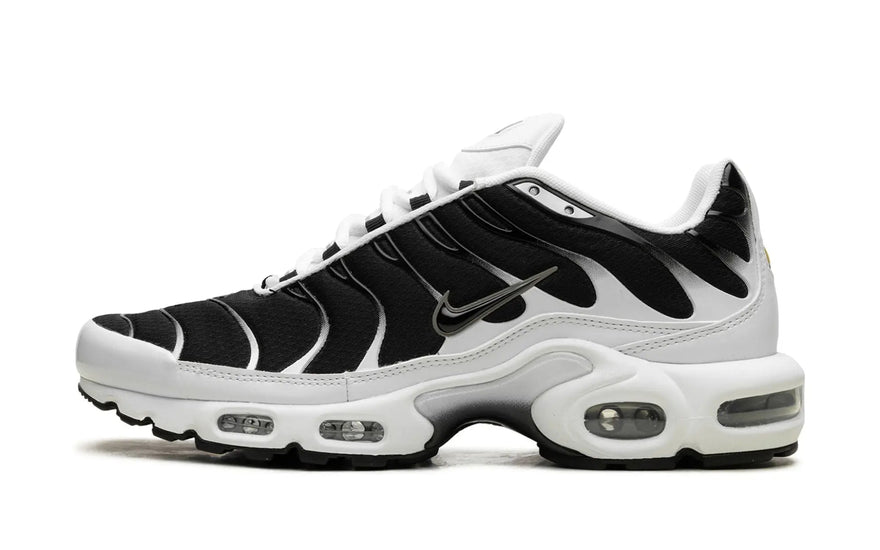 Nike Air Max Plus White Black Metallic Pewter — Stile urbano e massimo comfort