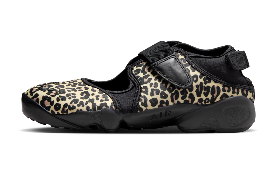 Nike Air Rift Breathe Leopard: la puntera partida que domina el verano 2026 (tallas, opiniones y looks)