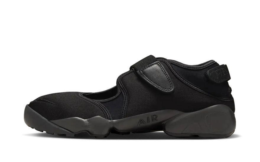 Nike Air Rift Triple Black: Odvážný styl a svoboda pohybu