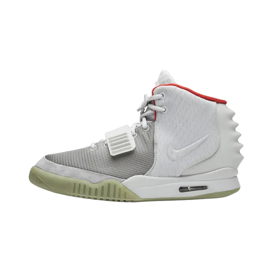 Nike Air Yeezy 2 Pure Platinum: το ασημένιο εικονίδιο που μεταμορφώνει το streetwear σου
