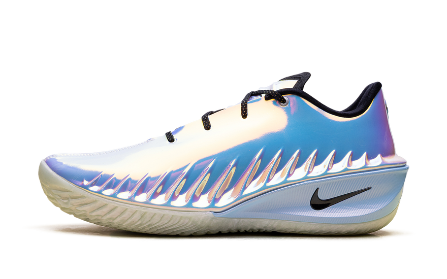 Nike Air Zoom GT Cut 4 LX Victor Wembanyama All-Star Warning Label: la zapatilla iridiscente que se robó el All-Star 2026