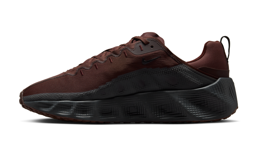 Nike Ava Rover Earth Black: Zapatillas todoterreno con estilo urbano