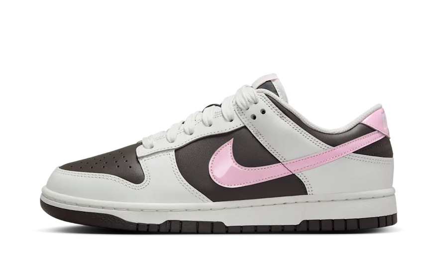 Nike Dunk Low Medium Ash Pink Foam: le scarpe rosa e grigie di cui hai bisogno
