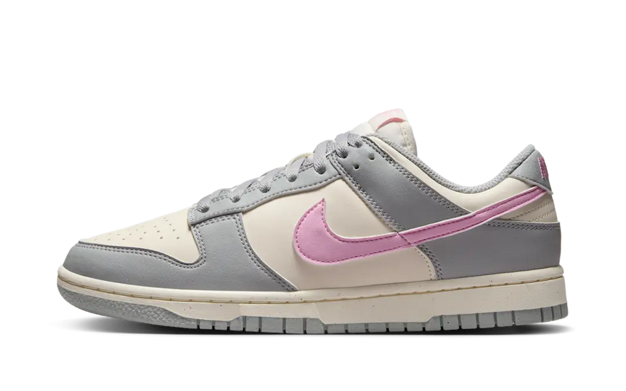 Nike Dunk Low Next Nature Light Smoke Grey Pink Rise — bæredygtig stil og lyserød til dit gadebeklædning