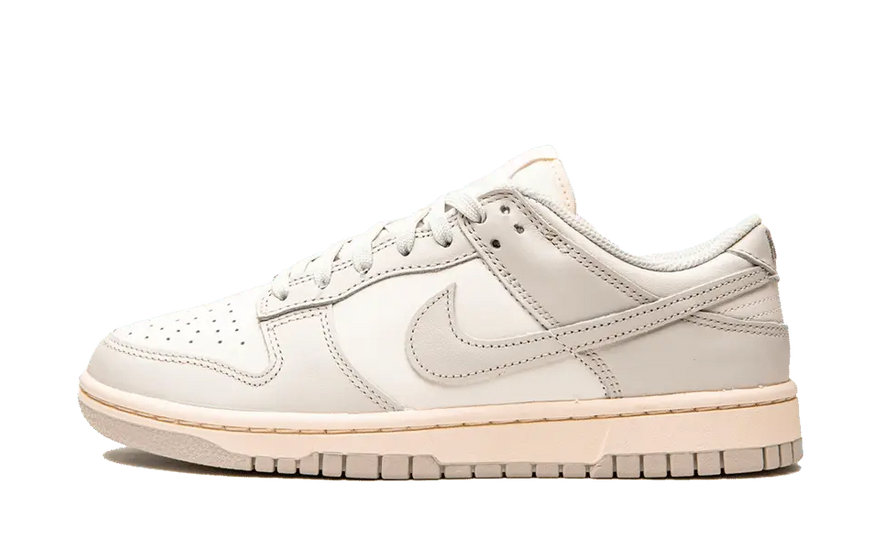 Nike Dunk Low Sail Light Bone — Zapatillas minimalistas para tu streetstyle